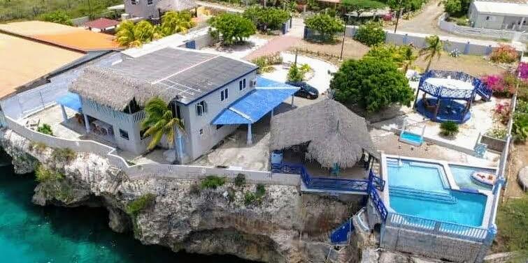 Las Olas Beach House Hotel Sabana Westpunt Exterior photo